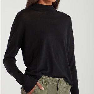 🌸NWT Spense Black crew neck sweater